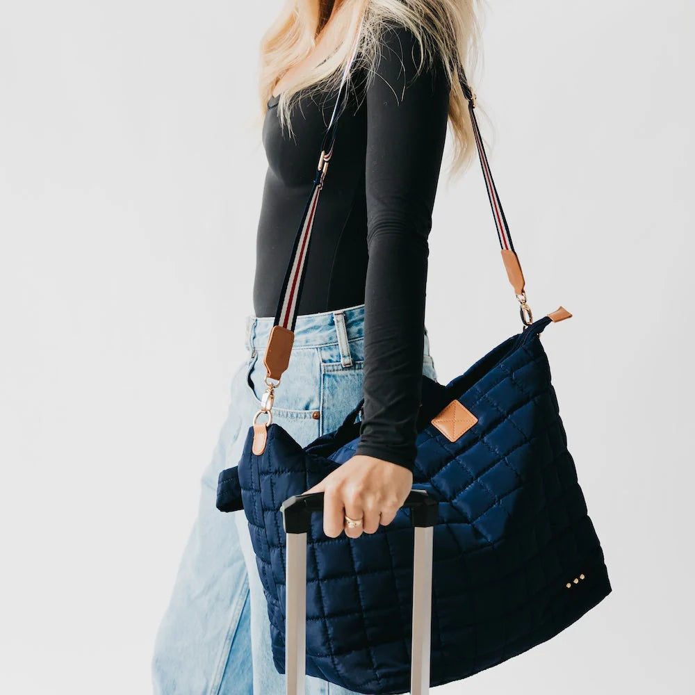 Day Dreamer Quilted Puffer Tote by Pretty Simple
